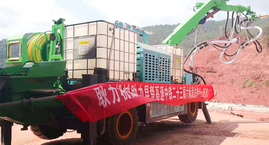 昆楚高速3015G.jpg 昆楚高速3015G.jpg