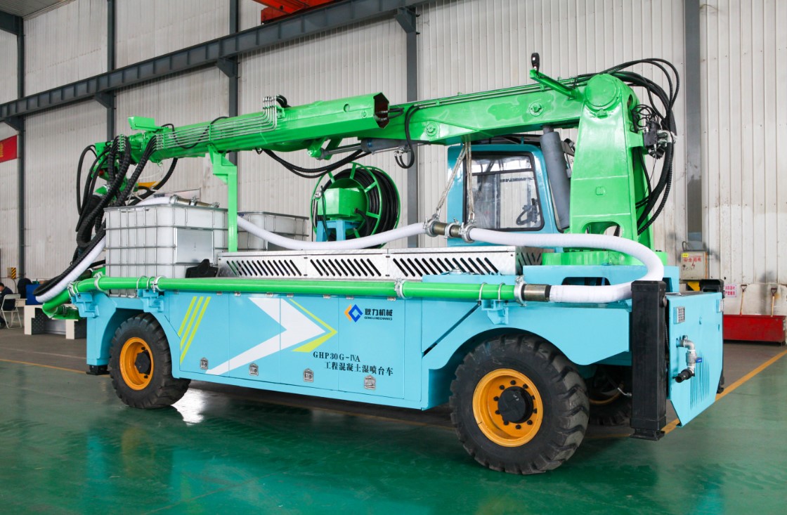 車(chē)載混凝土濕噴臺(tái)車(chē).JPG 車(chē)載混凝土濕噴臺(tái)車(chē).JPG