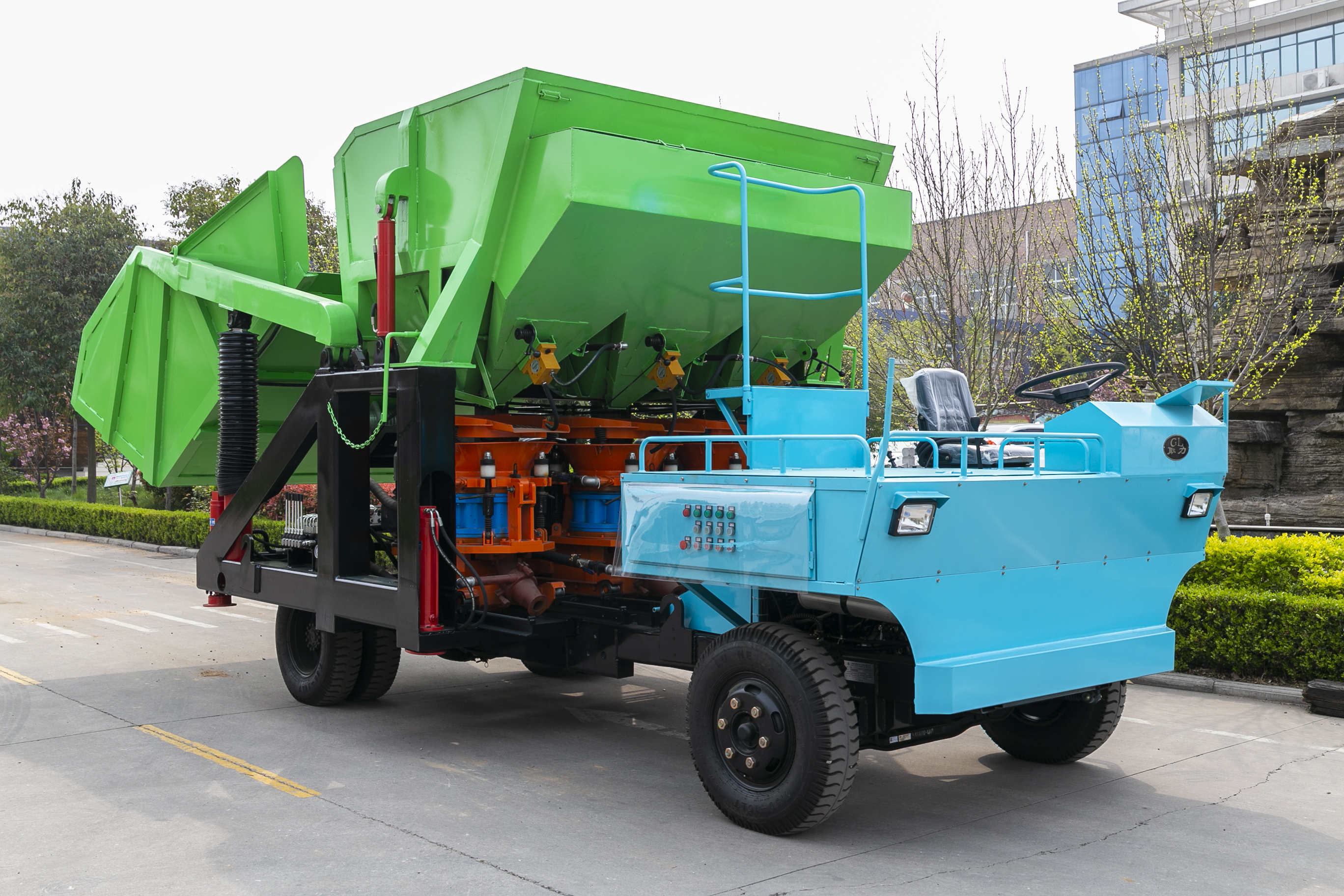 IMG_6129.jpg IMG_6129.jpg